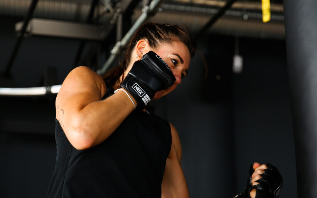 Plongez au Cœur de l&rsquo;Action avec les Cours de HBX Boxing de l&rsquo;Académie du Mouvement à Saint-Maur-des-Fossés !