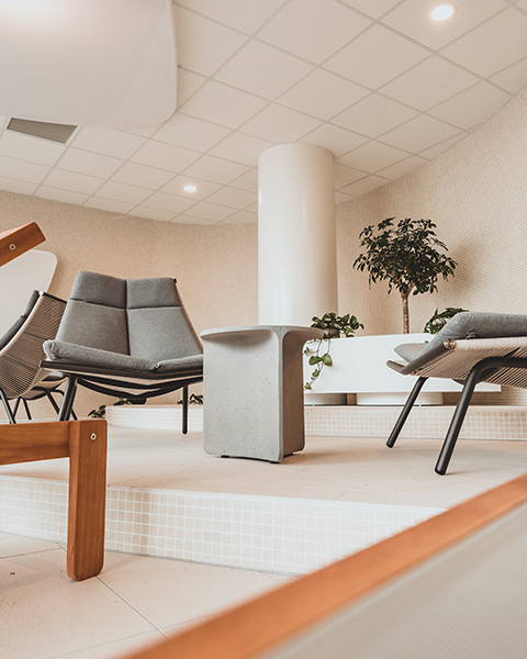 Salle de détente a l'Academie du Mouvement, Piscine, Spa, Salle de sport à Saint-Maur.